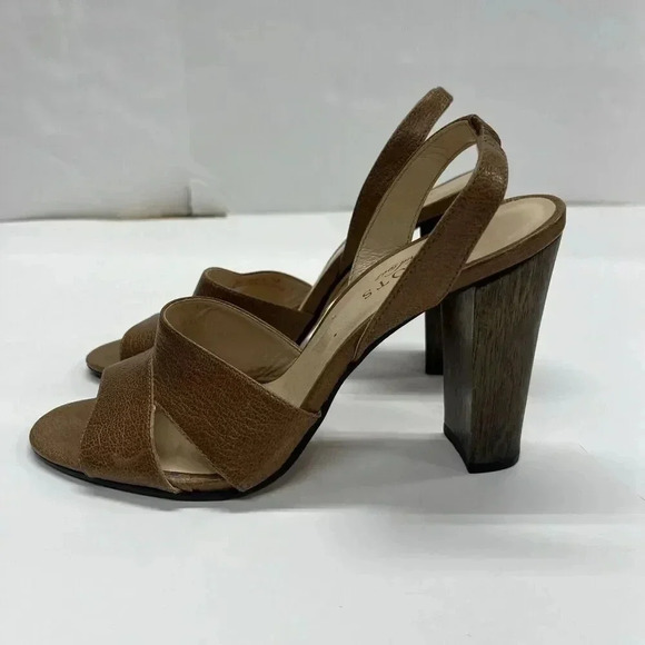 Talbots Leather Beige Strappy Sandals Wood Block Heel size 7.5 - Picture 3 of 13